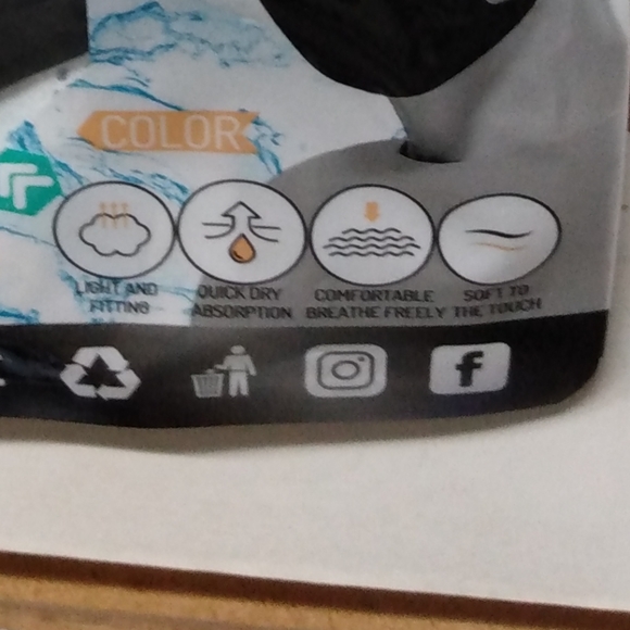 Masks Unisex - Picture 8 of 8